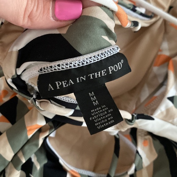 A Pea In The Pod Maternity Swimsuit - Picture 5 of 5